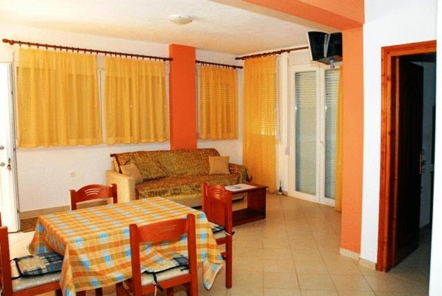 Avra Apartments Limenaria  Zimmer foto